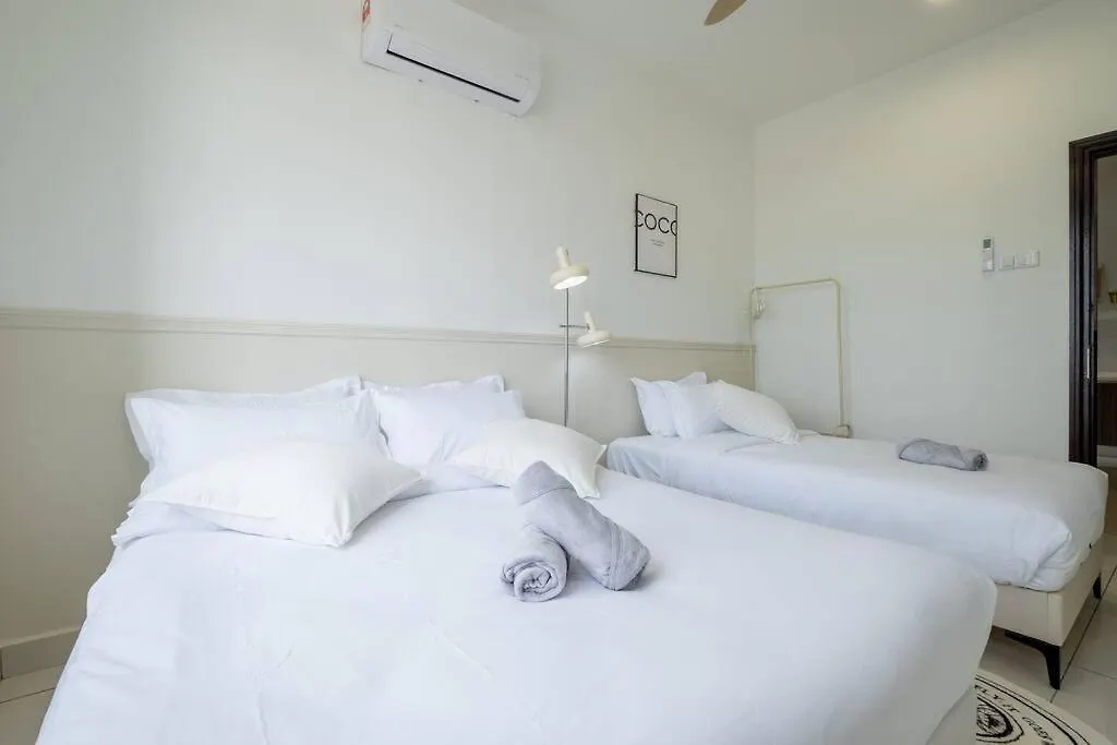 Instagrammable Paraiso Near Pavilion Bukit Jalil 7Pax Kuala Lumpur Apartment