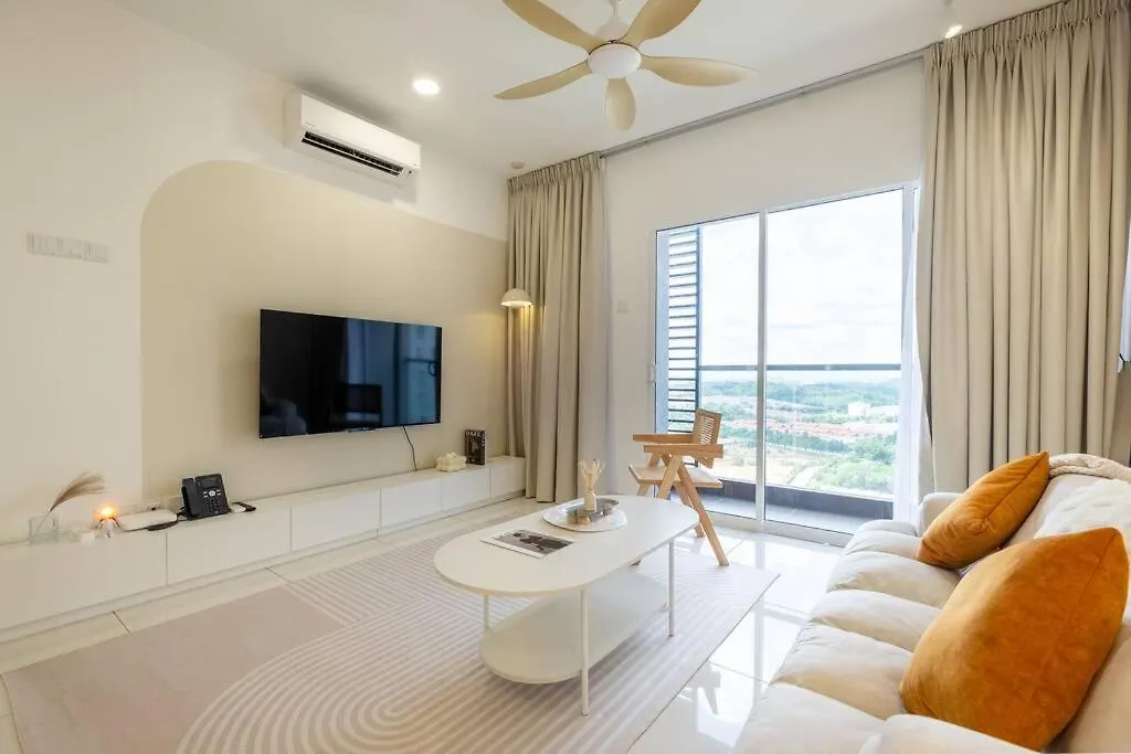 Instagrammable Paraiso Near Pavilion Bukit Jalil 7Pax Kuala Lumpur Apartment