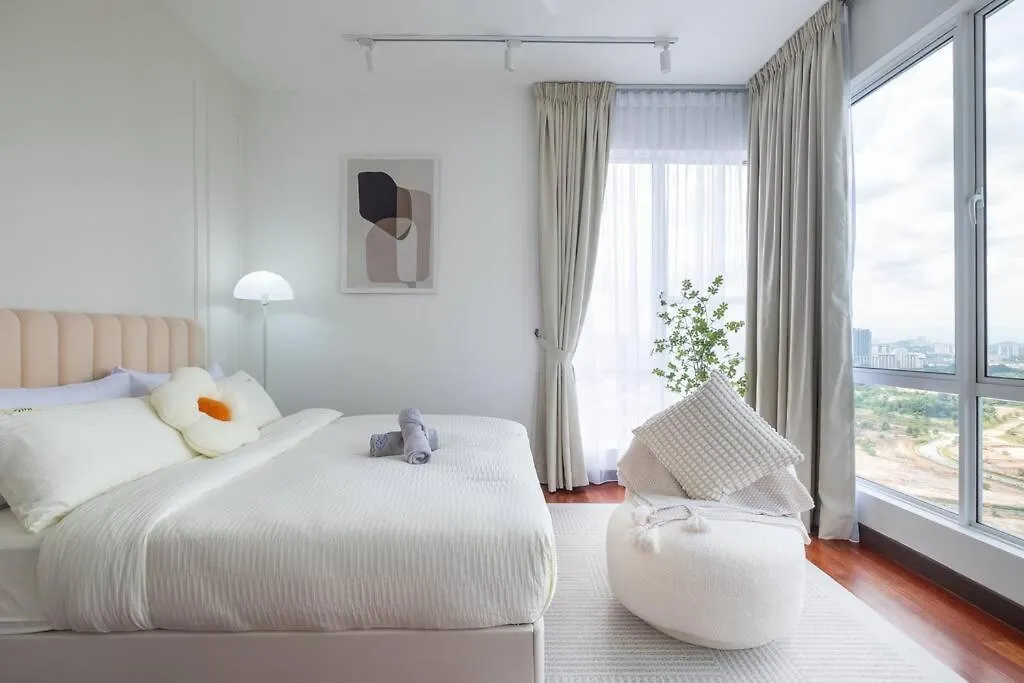 Apartment Instagrammable Paraiso Near Pavilion Bukit Jalil 7Pax Kuala Lumpur